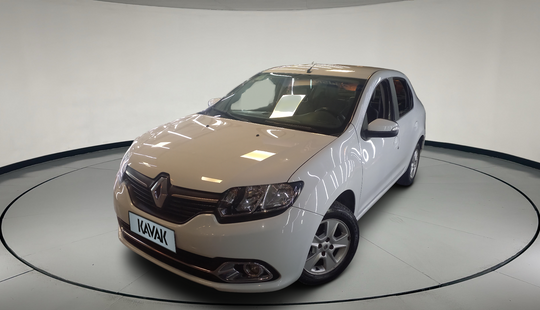 Renault • Logan