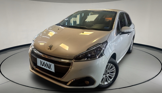 Peugeot • 208