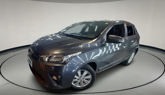 Toyota • Yaris