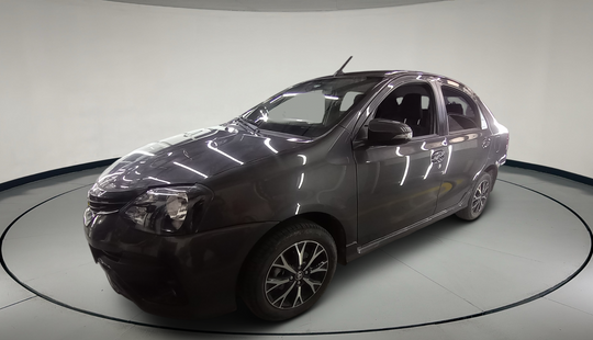 Toyota • Etios