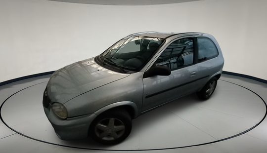 Chevrolet • Corsa Classic