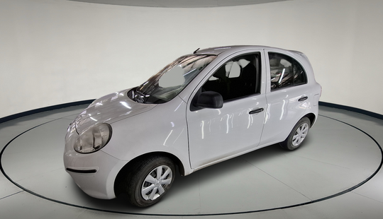Nissan • March