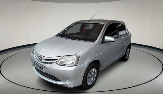 Toyota • Etios