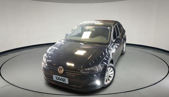 Volkswagen • Polo