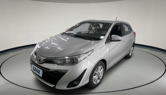 Toyota • Yaris