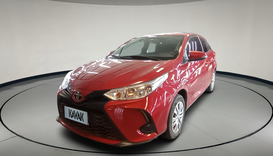 Toyota • Yaris