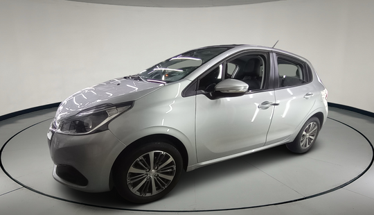 Peugeot • 208