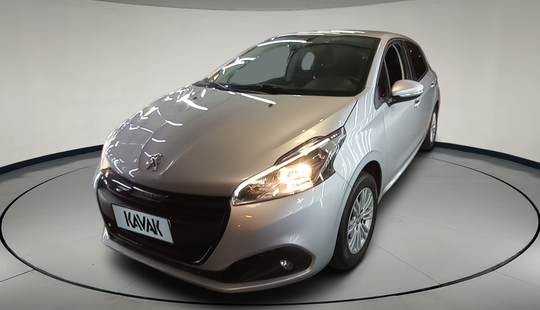 Peugeot • 208