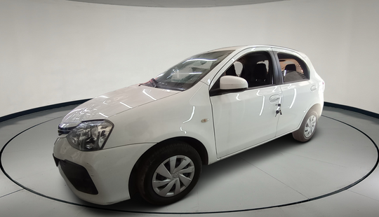 Toyota • Etios