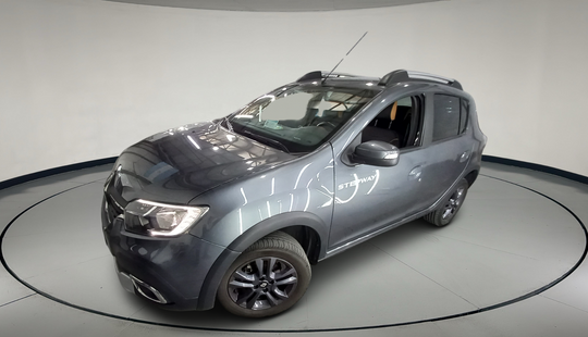 Renault • Sandero Stepway