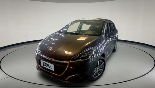 Peugeot • 208