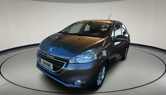 Peugeot • 208