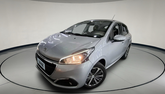 Peugeot • 208