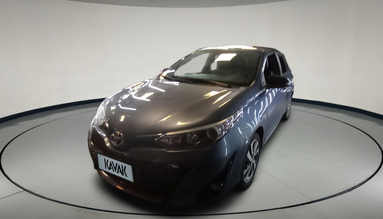 Toyota • Yaris