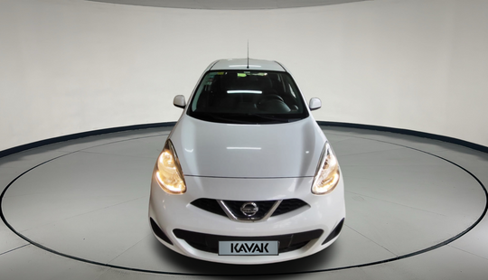 Nissan • March