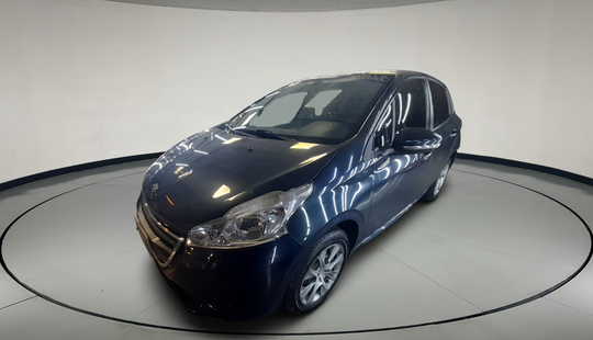 Peugeot • 208