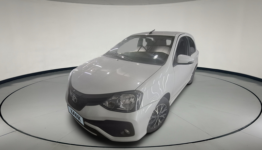 Toyota • Etios