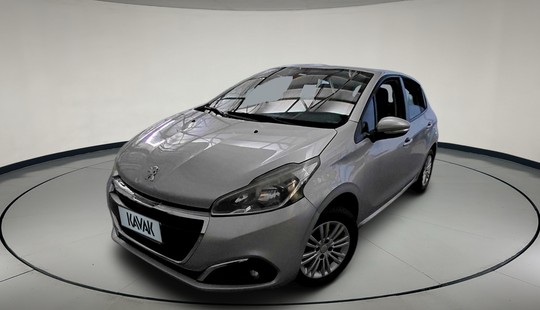 Peugeot • 208