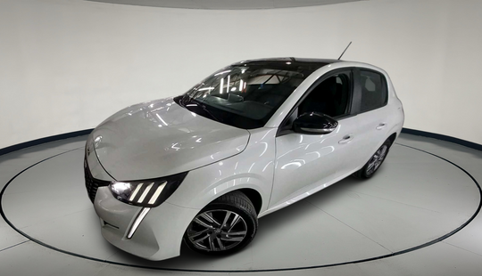 Peugeot • 208