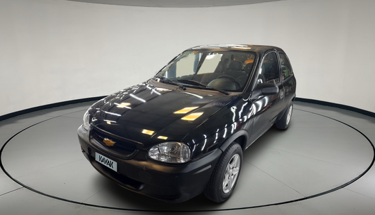 Chevrolet • Corsa Classic