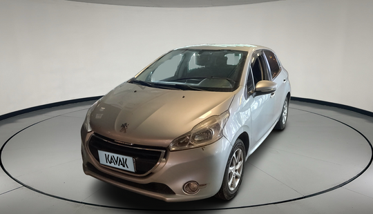 Peugeot • 208