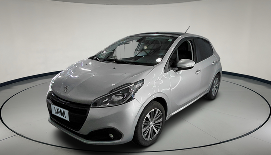Peugeot • 208