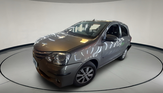 Toyota • Etios