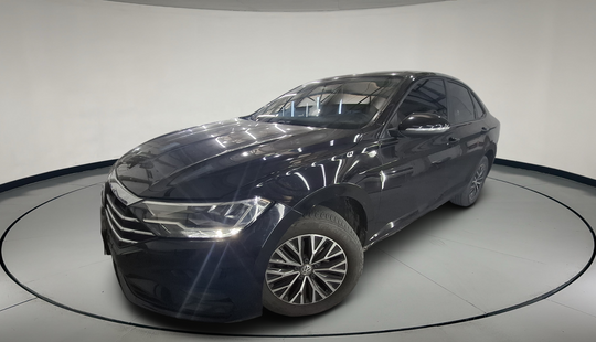 Volkswagen • Vento