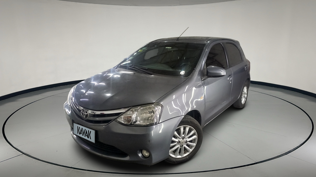 Toyota • Etios