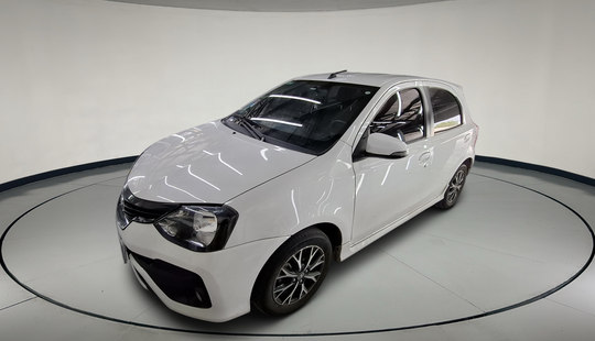 Toyota • Etios