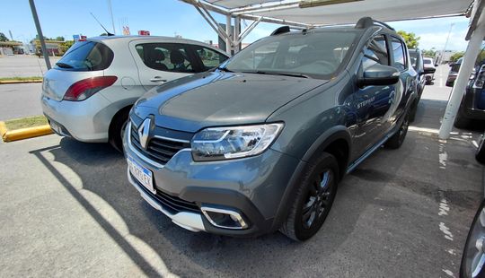Renault • Sandero Stepway