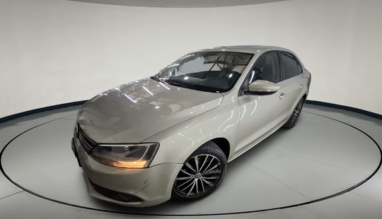 Volkswagen • Vento