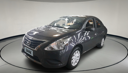 Nissan • Versa