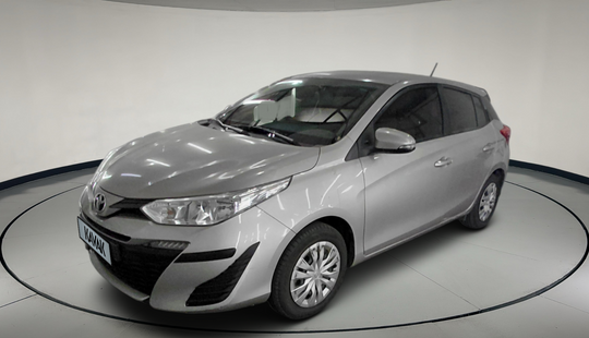 Toyota • Yaris
