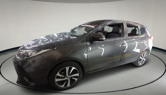 Toyota • Yaris