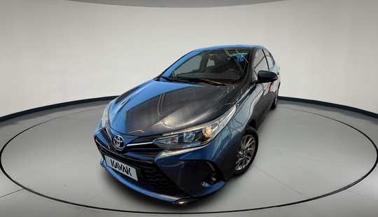 Toyota • Yaris
