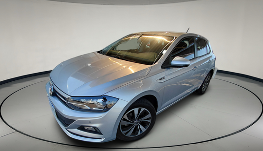 Volkswagen • Polo