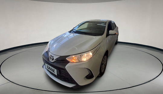 Toyota • Yaris