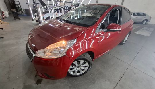 Peugeot • 208