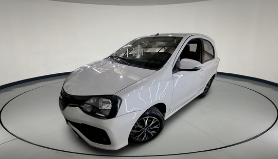 Toyota • Etios