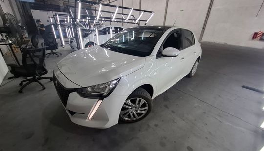 Peugeot • 208