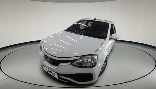 Toyota • Etios