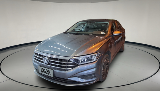 Volkswagen • Vento