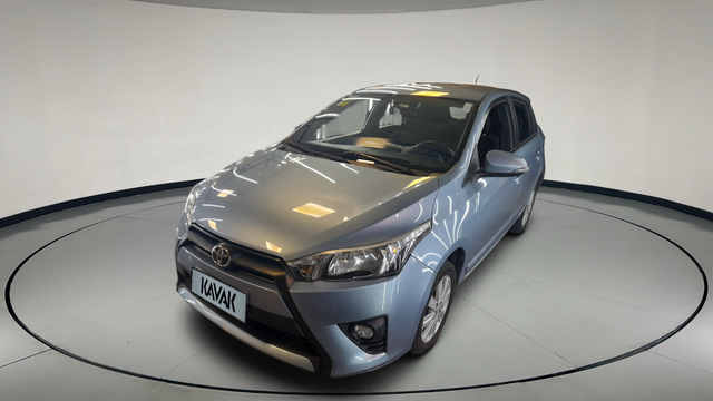 Toyota • Yaris