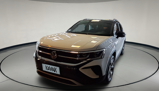Volkswagen • Taos
