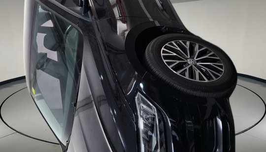 Volkswagen • Vento