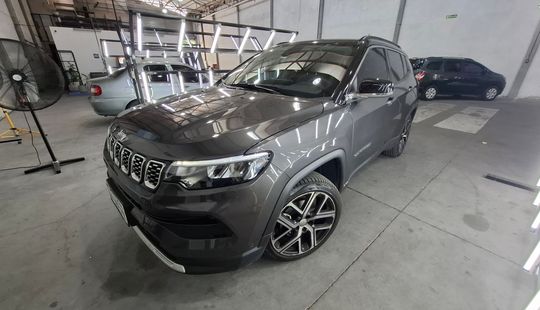Jeep • Compass