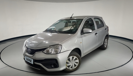 Toyota • Etios