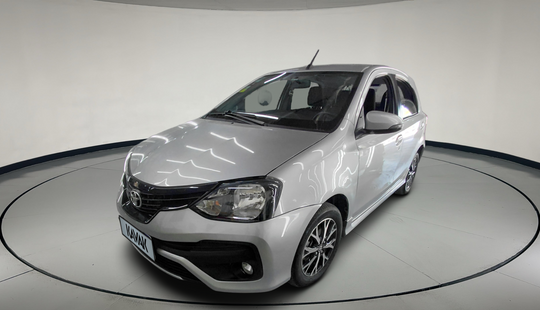 Toyota • Etios