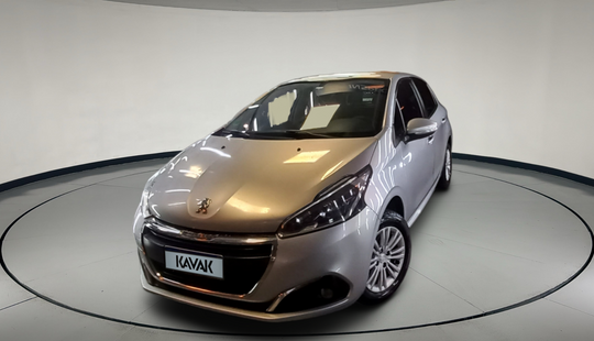 Peugeot • 208